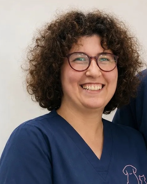 Veteriner Hekim Hande Tanta